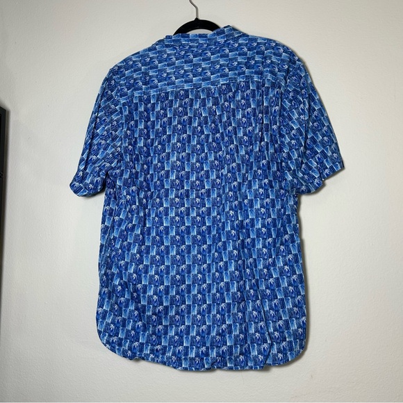 Tommy Bahama Blue Palm Print Casual Button Hawaiian Tropical Shirt Size Large - Picture 3 of 6